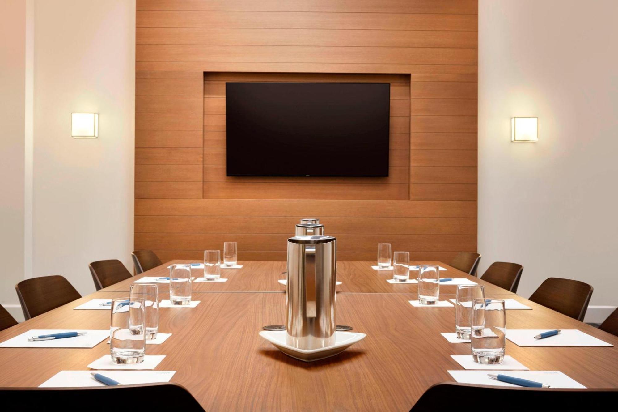 Four Points By Sheraton Miami Airport Doral Exterior photo